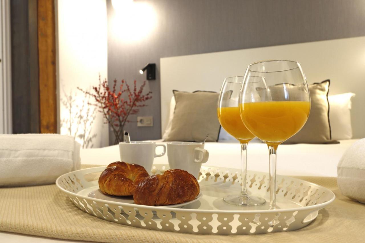 Reina Sofia Boutique II Apartment Madrid Bagian luar foto