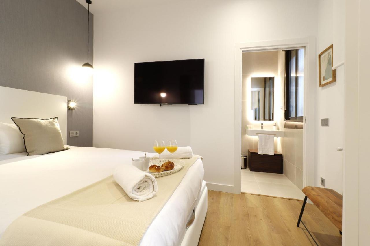 Reina Sofia Boutique II Apartment Madrid Bagian luar foto