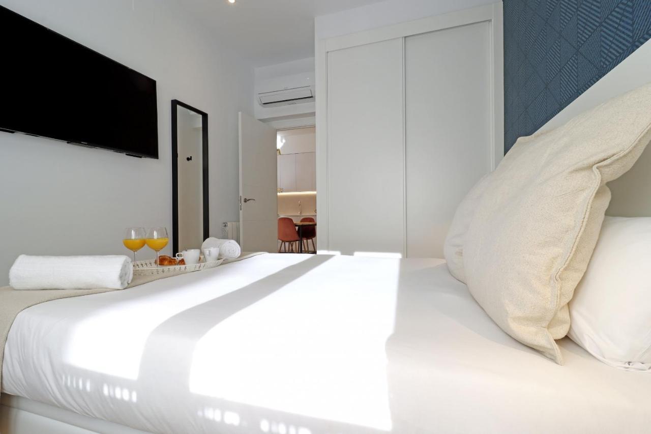 Reina Sofia Boutique II Apartment Madrid Bagian luar foto