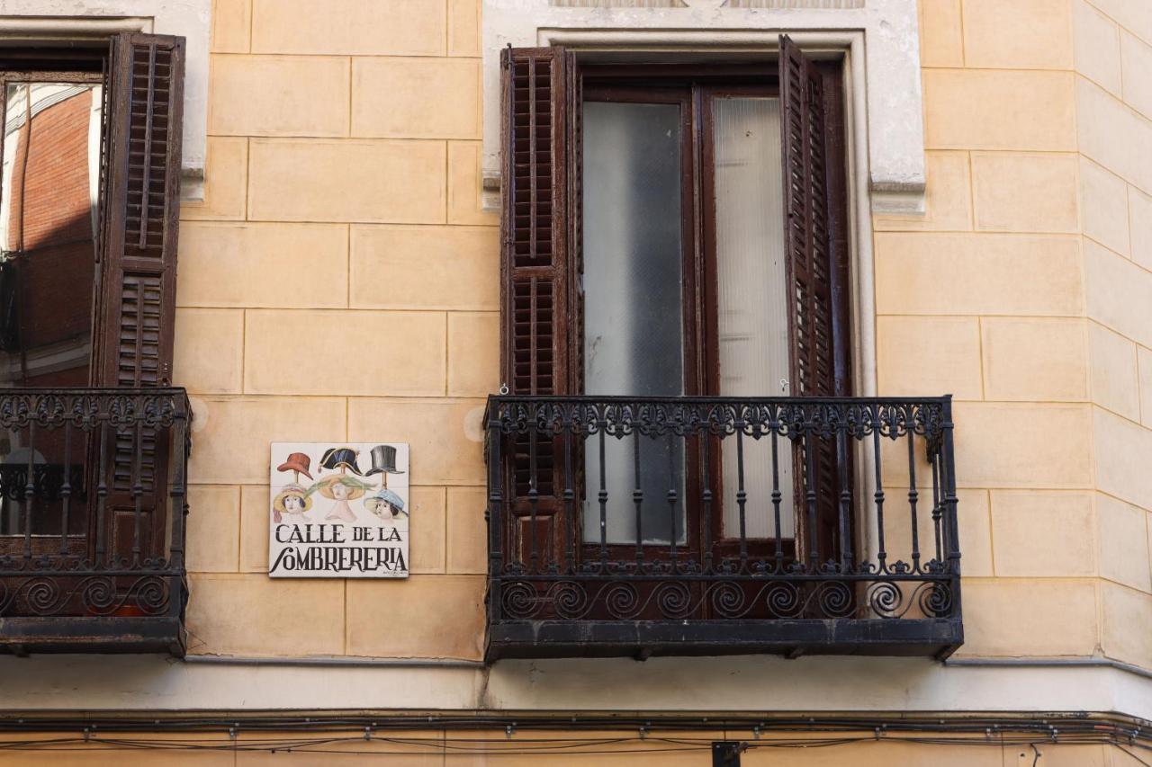 Reina Sofia Boutique II Apartment Madrid Bagian luar foto
